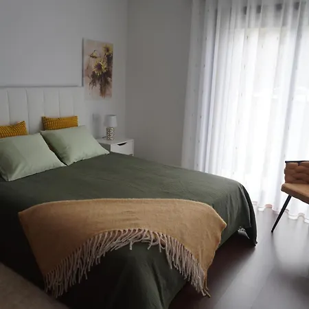 Casa Do Pessegueiro Apartment