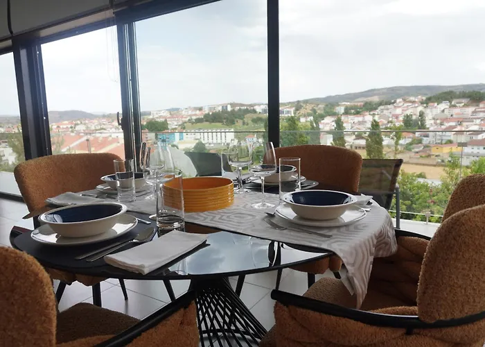 Casa Do Pessegueiro * ميرانديلا